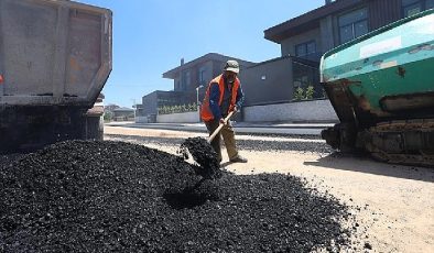 İnşaat Süreci Tamamlanan Sokaklar Asfaltlanıyor