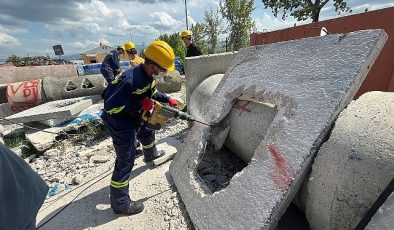 Ulaşımpark personeline kurtarma ve yangın eğitimi